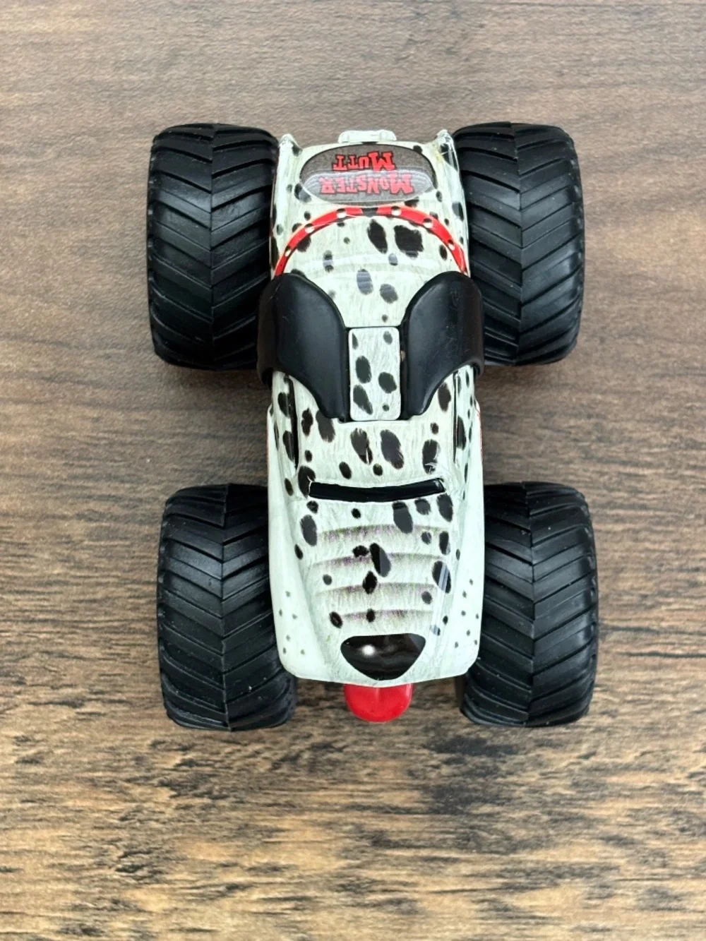 Monster Jam Monster Mutt Dalmatian Dog Truck Die Cast Silver Tires Hot Wheels
